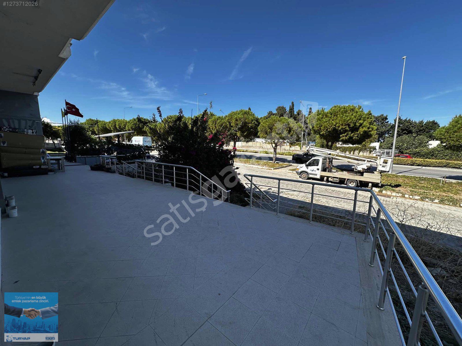 Turyap'tan Ana Cadde Üzeri Köşe Konum, Bodrumlu, 190m2 Dükkan