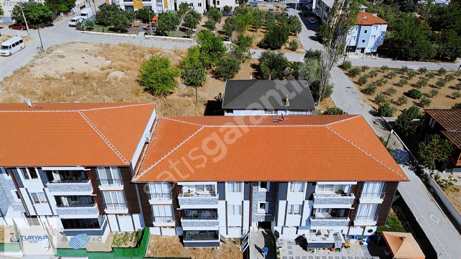 TURYAP AKYAZI'dan PAMUKOVA'da SATILIK 3+1 DAİRE