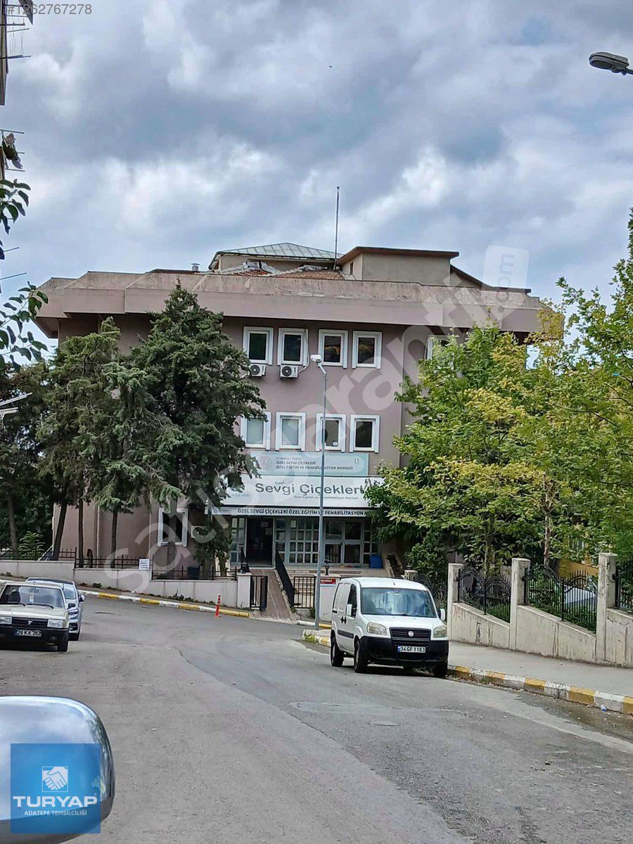 Pendik Orta Mah Muhteşem Konumda Satılık 3+1 Daire