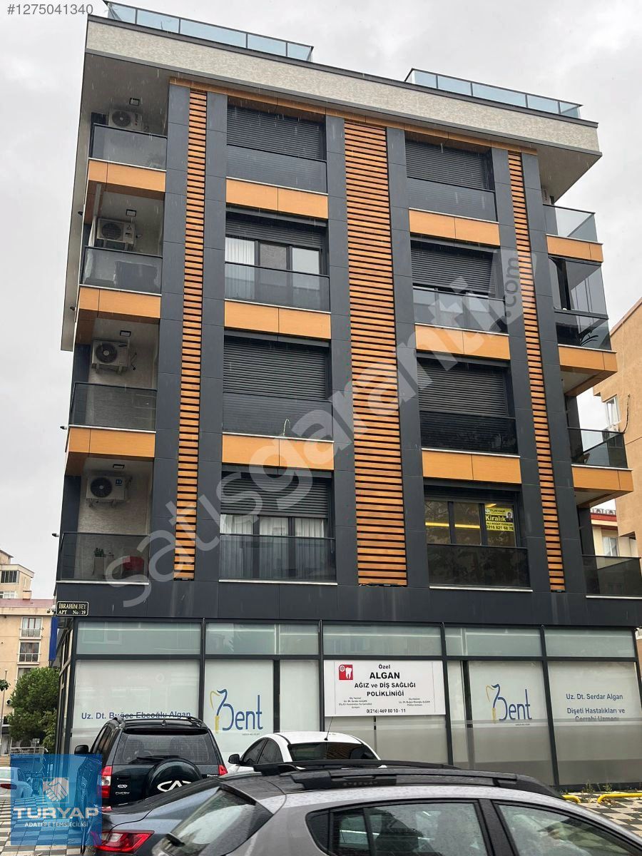 Ataşehir Küçükbakkalköyde arakatta 3+1