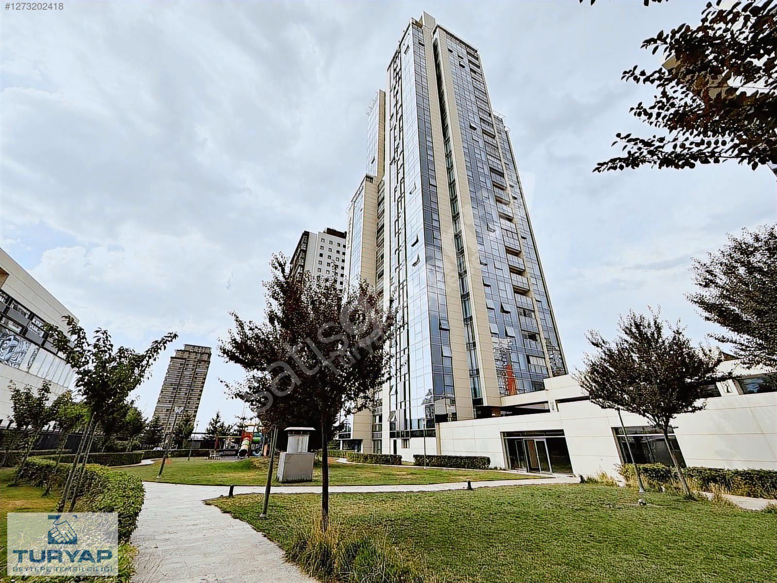 PALADYUM BEYTEPE'DE KATTA TEK ÖZEL YAPILI 5+1 SATILIK DAİRE