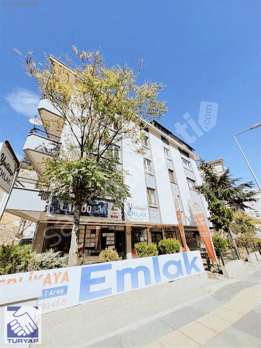 Çankaya Mahmut Esat Bozkurt Caddesinde Gün Batımı Manzaralı 4+1