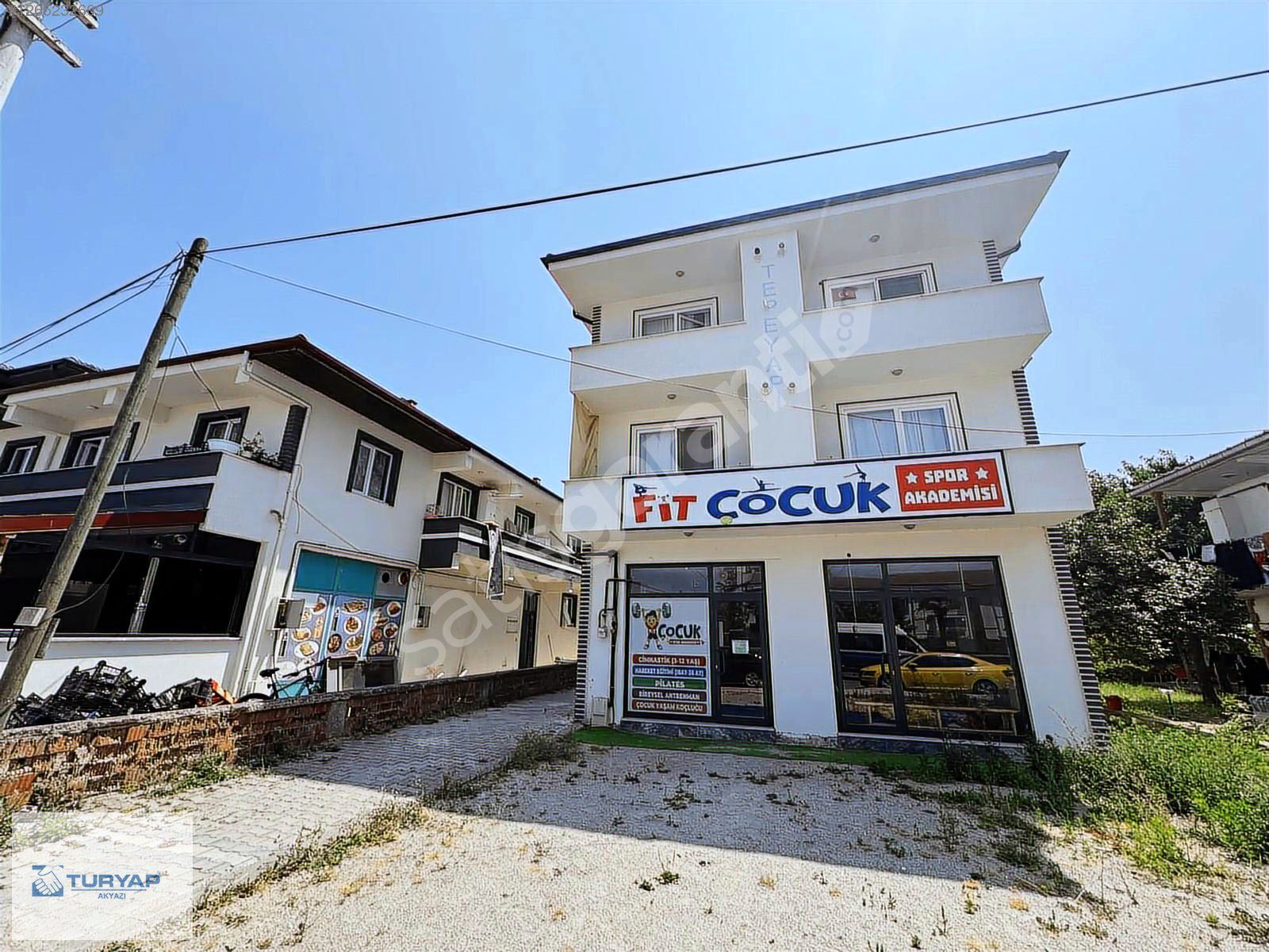 TURYAP AKYAZI'dan JANDARMA KARŞISI SATILIK EŞYALI 60M2 1+1 DAİRE