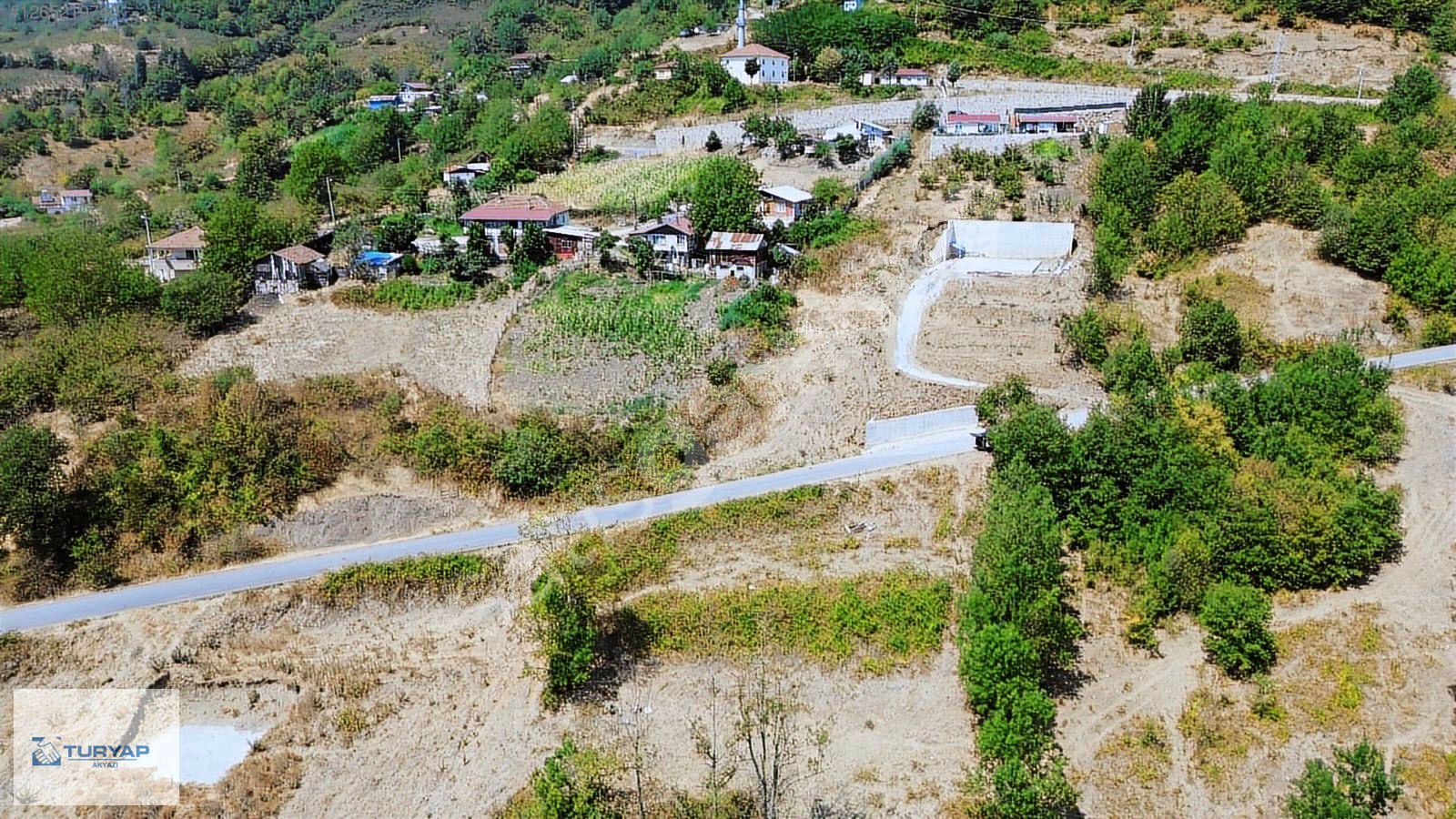 TURYAP AKYAZI'dan Muradiye'de Doğayla İç İçe %40 İmarlı Arsa