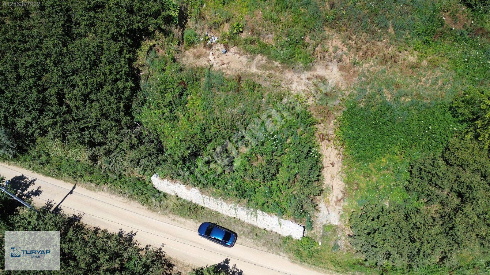 TURYAP AKYAZI'dan DOĞA HARİKASI SATILIK 600M2 ARSA