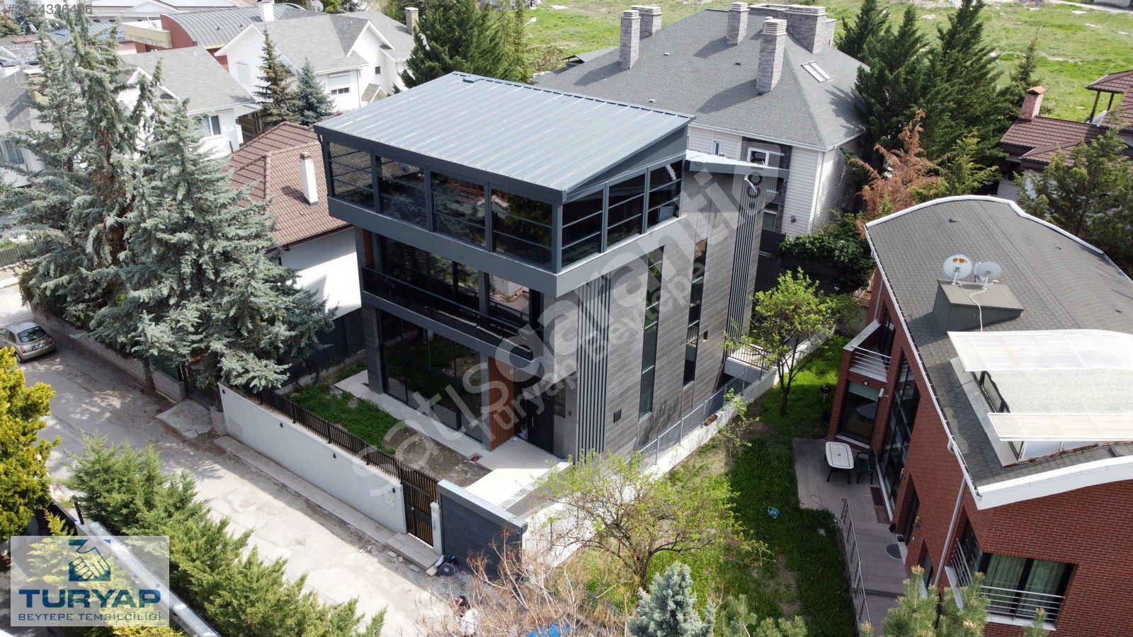 SÜPER LOKASYON'da ANGORA BULV. PARALELİ ASANSÖRLÜ SATILIK VİLLA