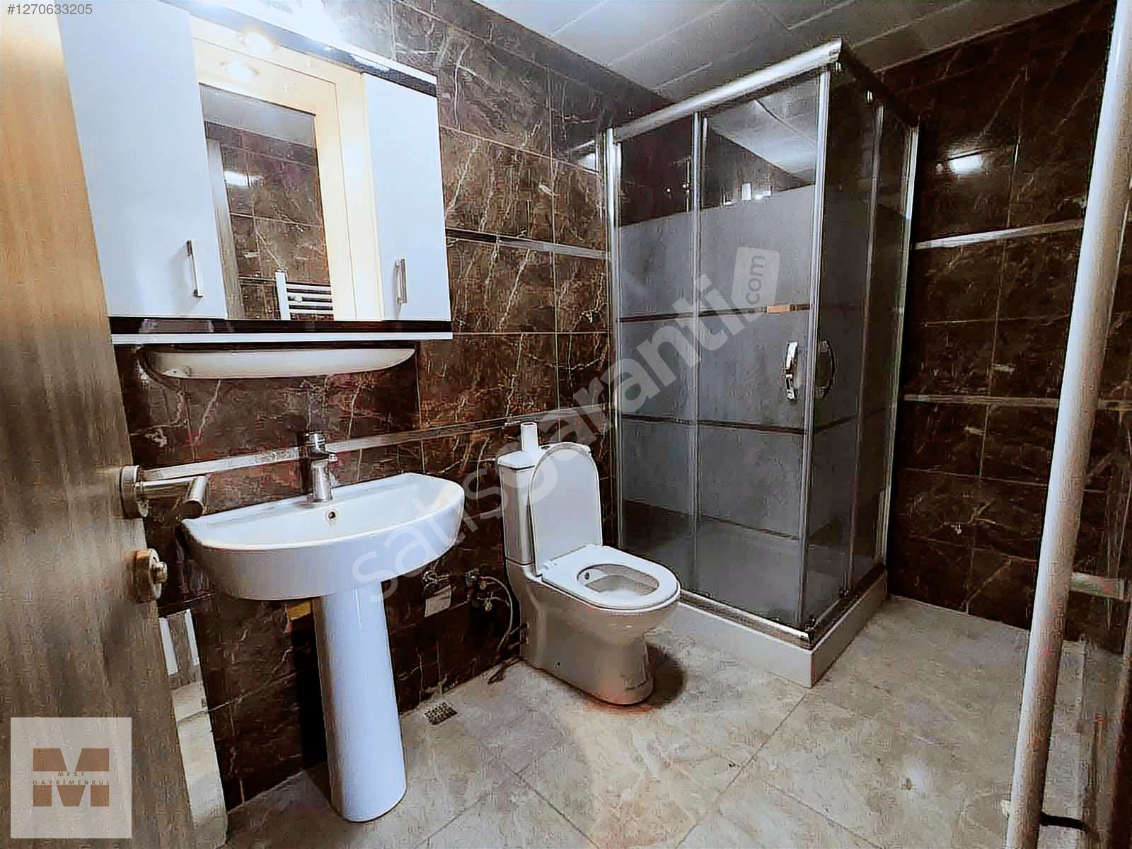 MEST EMLAK'TAN SİTE İÇERSİNDE ÇİFT ASANSÖRLÜ,GÜVENLİK KAMERALI