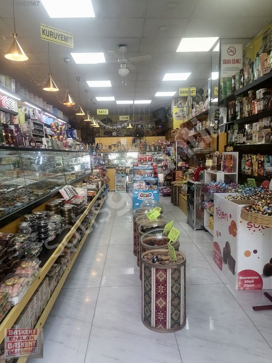 BUCA'NIN EN İŞLEK CADDESİNDE DEVREN KİRALİK KURUYEMİŞÇİ