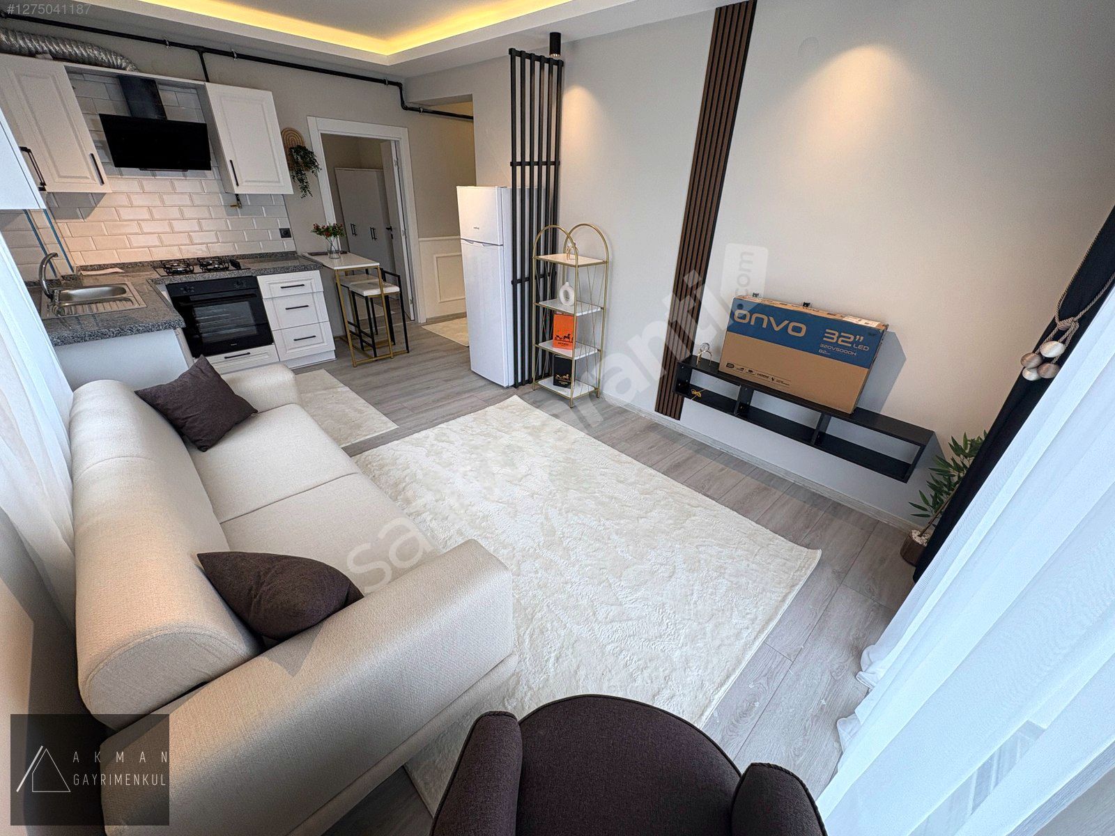 AKMAN/TRAMVAYA 400M/ARA KAT/FULL SIFIR EŞYALI/1+1 DAİRE