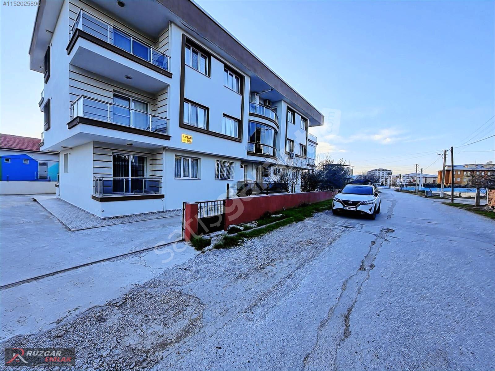 RÜZGAR EMLAKTAN SATILIK KELEPİR ARSA