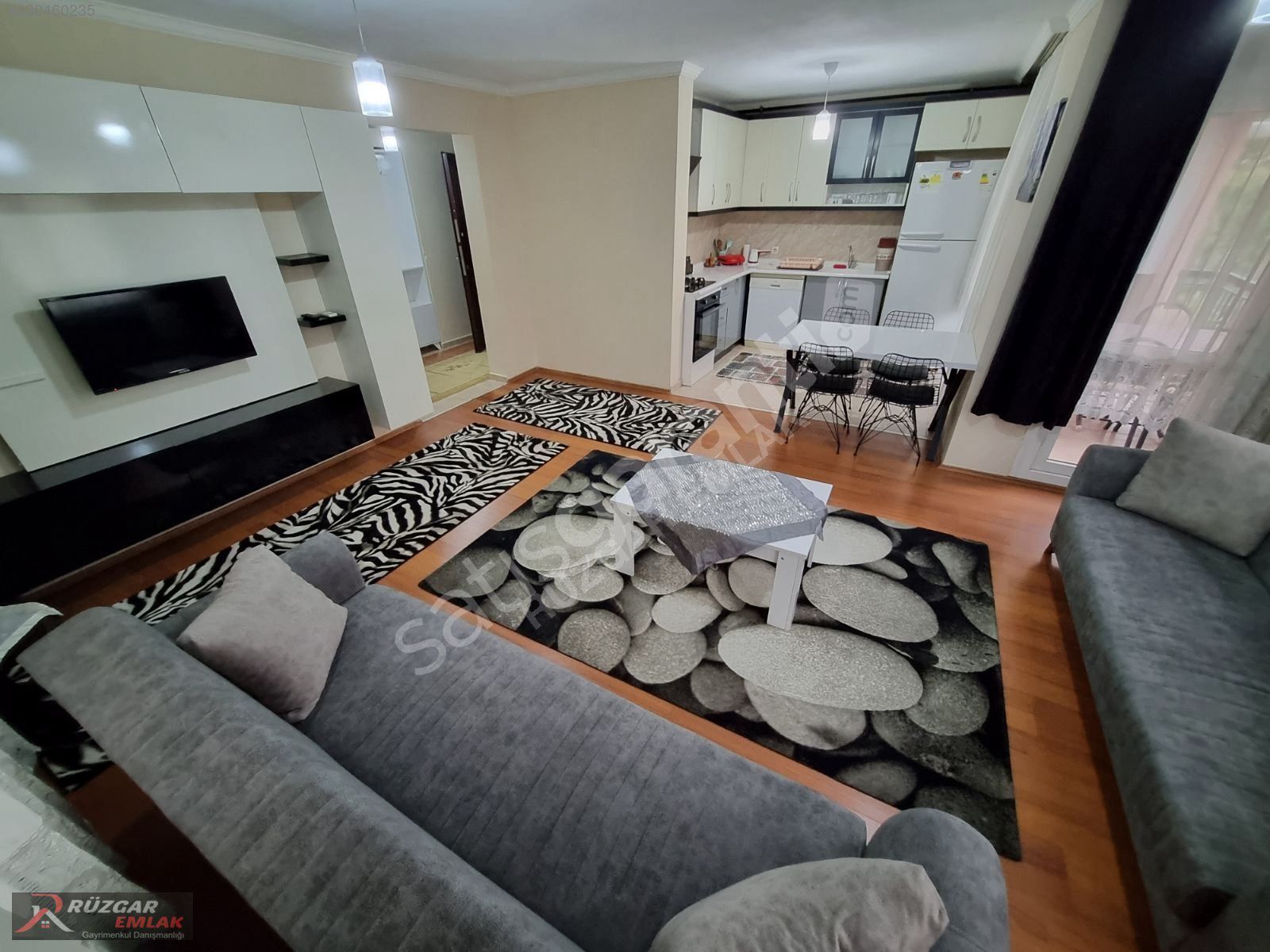 RÜZGAR EMLAKTAN 2+1 DOĞALGAZLI FULL EŞYALI ARAKAT DAİRE