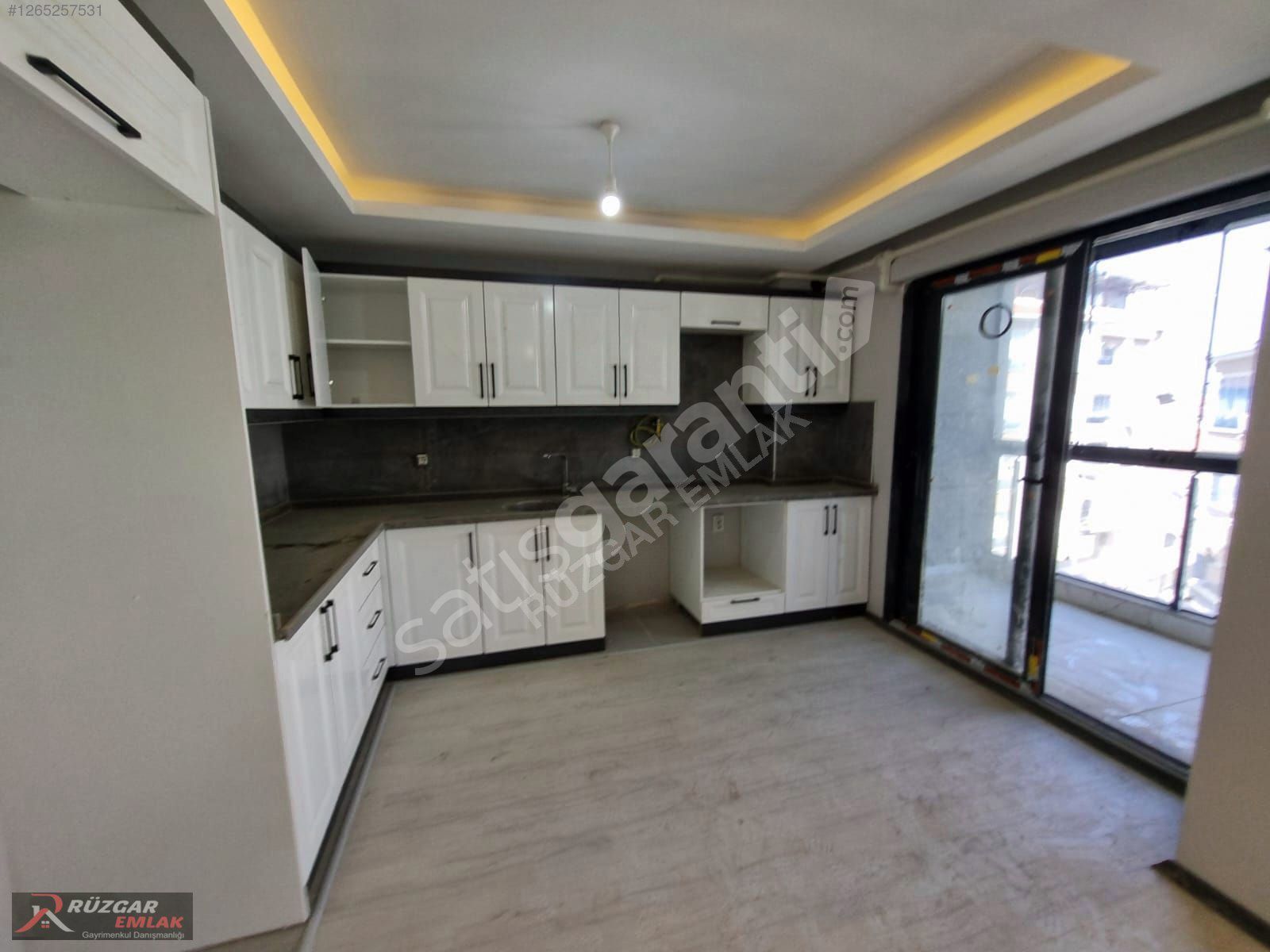 RÜZGAR EMLAKTAN ÇARŞI CD.Sİ LÜKS SIFIR 2+1 TERASLI DUBLEKS DAİRE