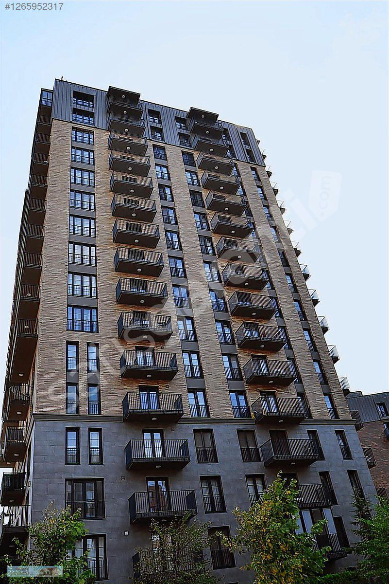 SİNPAŞ FİNANS ŞEHİR PALAS 2 DE YÜKSEK KATTA SATILIK 3+1