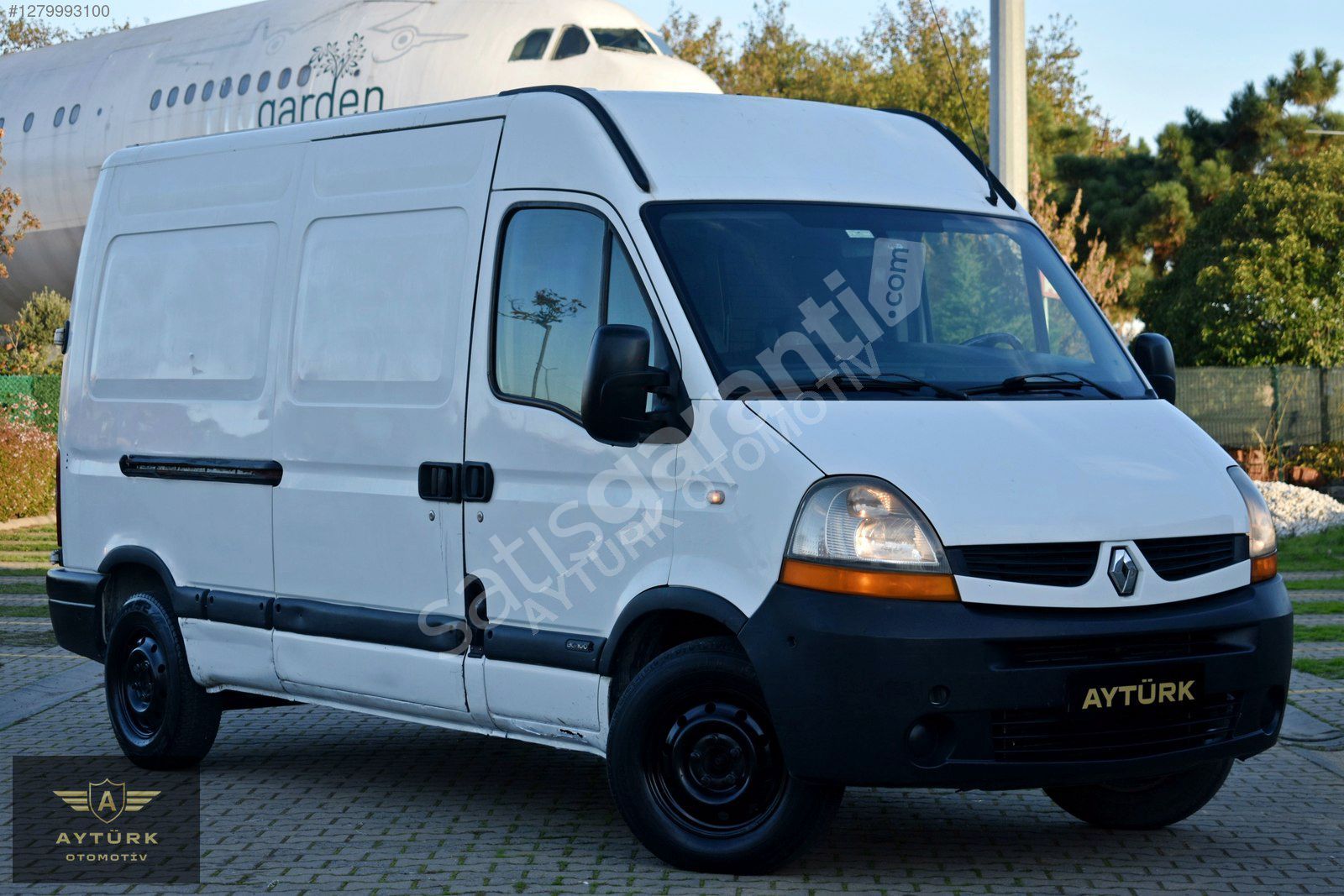 EMSALSİZ BOYASIZZ 2009 MASTER 10.8M3 PANELVAN 2.5 DCI TERTEMİZ