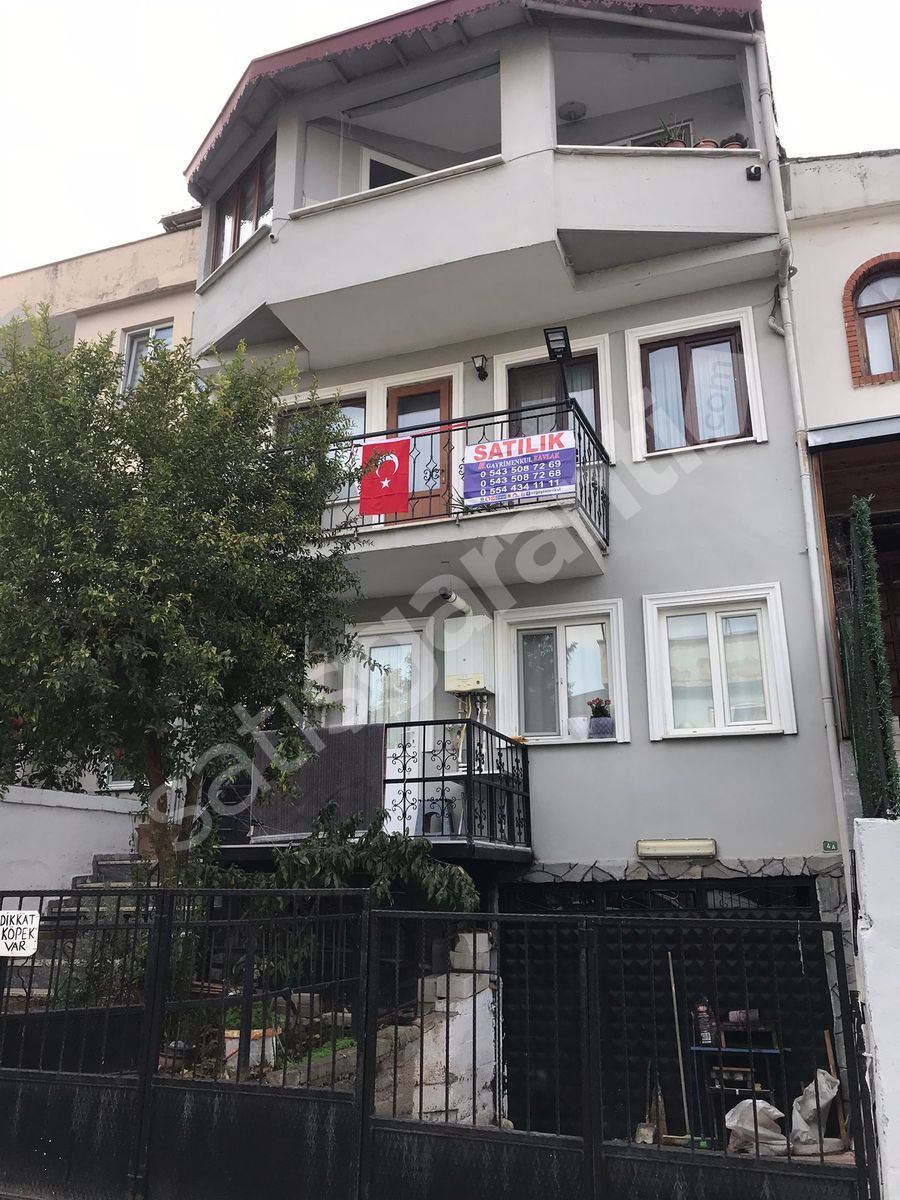Bursa Yıldırım Ertuğrulgazi Mah 3 daireli satılık apartman