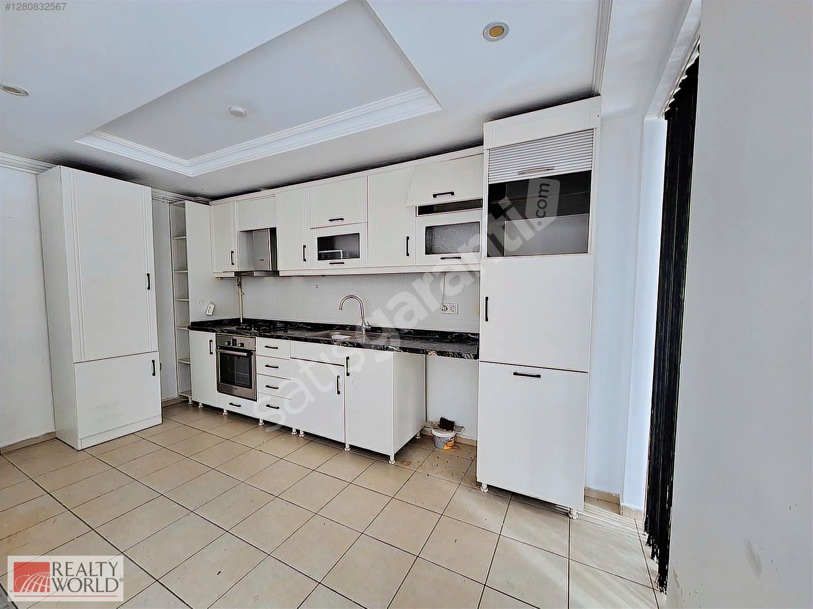 KONYAALTI MOLLA YUSUF'TA HAVUZLU 5+1 KİRALIK BAHÇE DUBLEKSİ