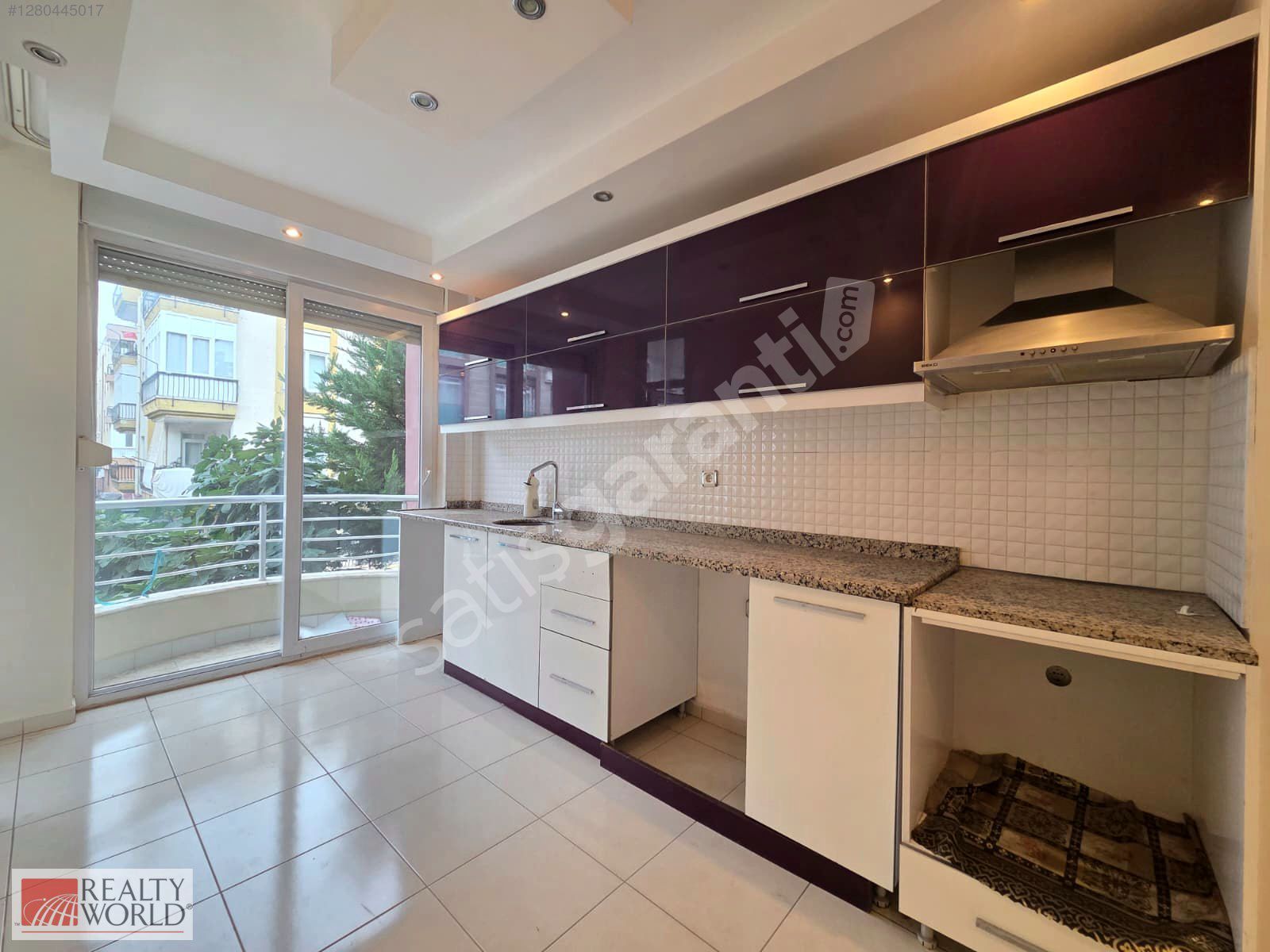 KEPEZ ŞAFAK MAHALLESİ KATTA AYRI MUTFAKLI KİRALIK 3+1 DAİRE