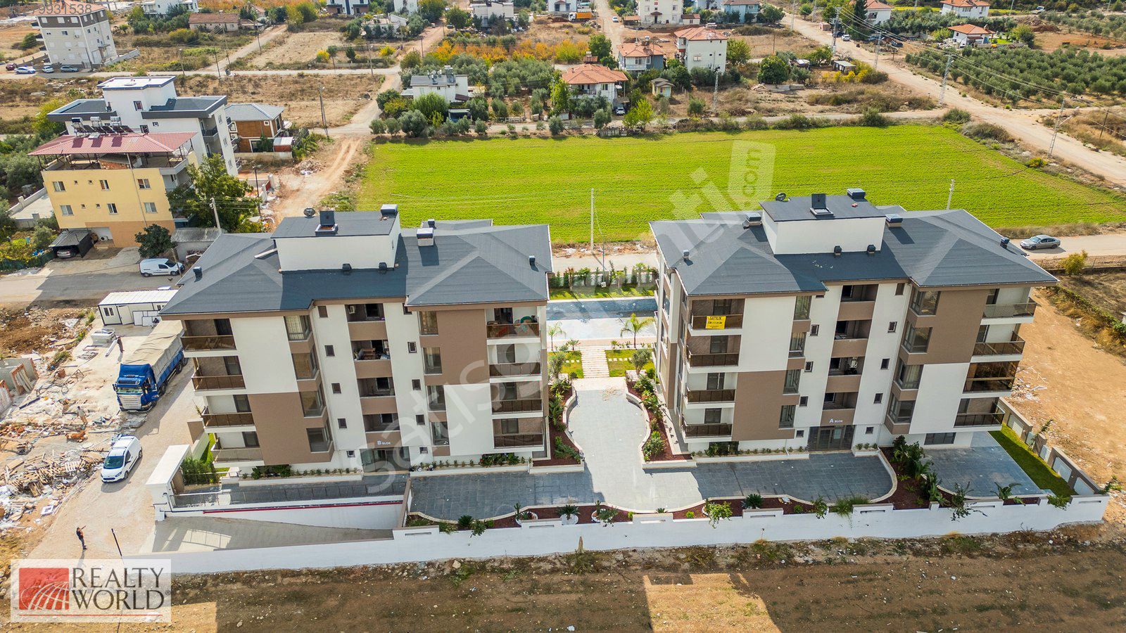 DÖŞEMEALTI YENİKÖYDE 3+1 HAVUZLU KAPALI OTOPARKLI DAİRE