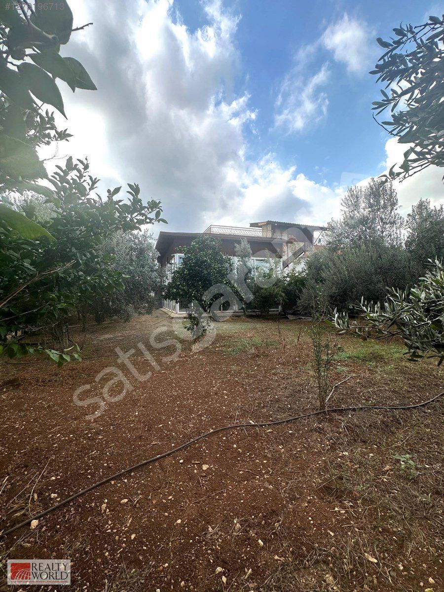 DÖŞEMEALTI SELİMİYE MAHALLESİNDE SATILIK 2KATLI 4+2 MÜSTAKİL EV