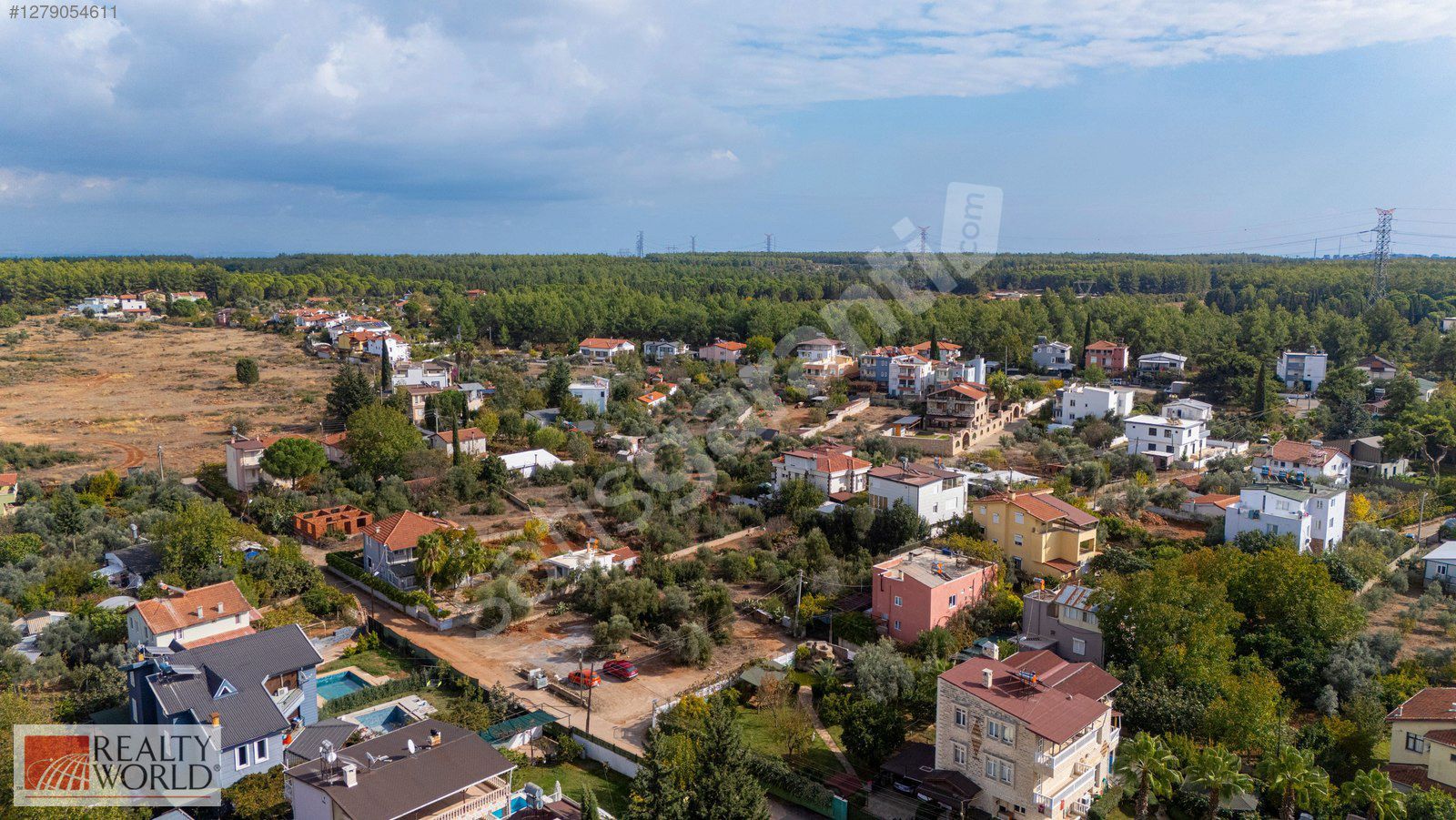 DUACIDA 900 M2 SATILIK VİLLA ARSASI MUHTEŞEM KONUMDA