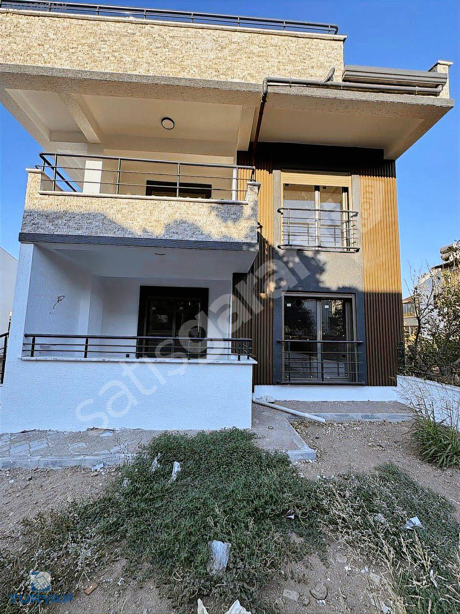 TURYAP'TAN ÖĞRETMENLER MAHALLESİNDE SATILIK SIFIR1+1 DAİRE