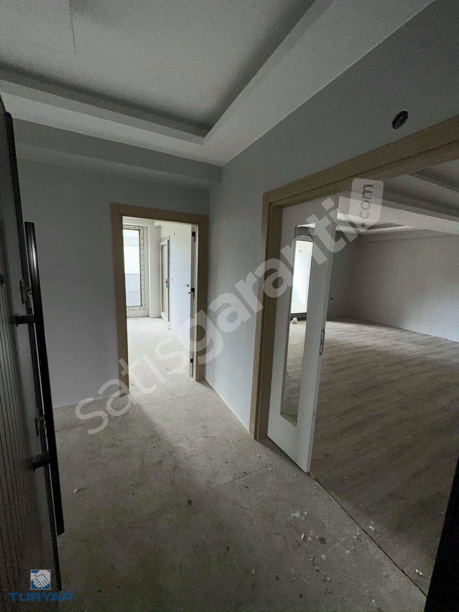 TURYAP BURHANİYE BAHÇELİEVLER MAHAL.DE SATILIK SIDIR 2+1 DAİRE