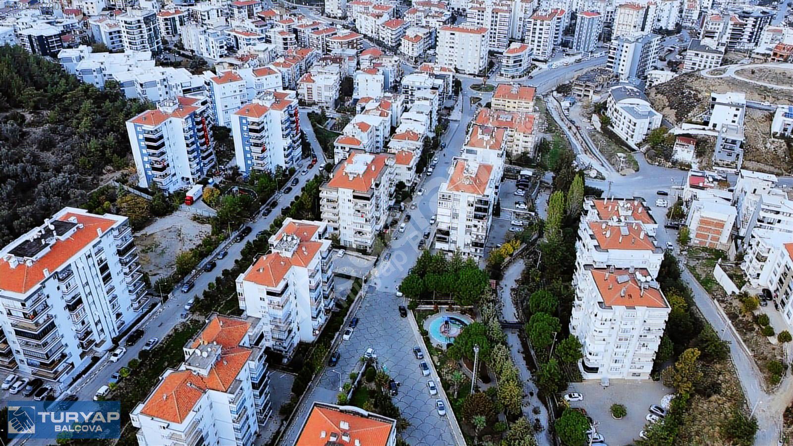 Site İçinde Asansörlü Arakat Park ve Orman Manzaralı Satılık 3+1