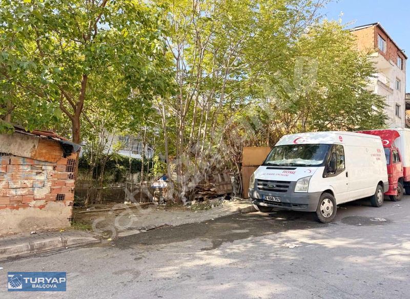 Bayraklı Onur Mahallesinde Değer Kazanan Bölgede 149 m² Yatırım