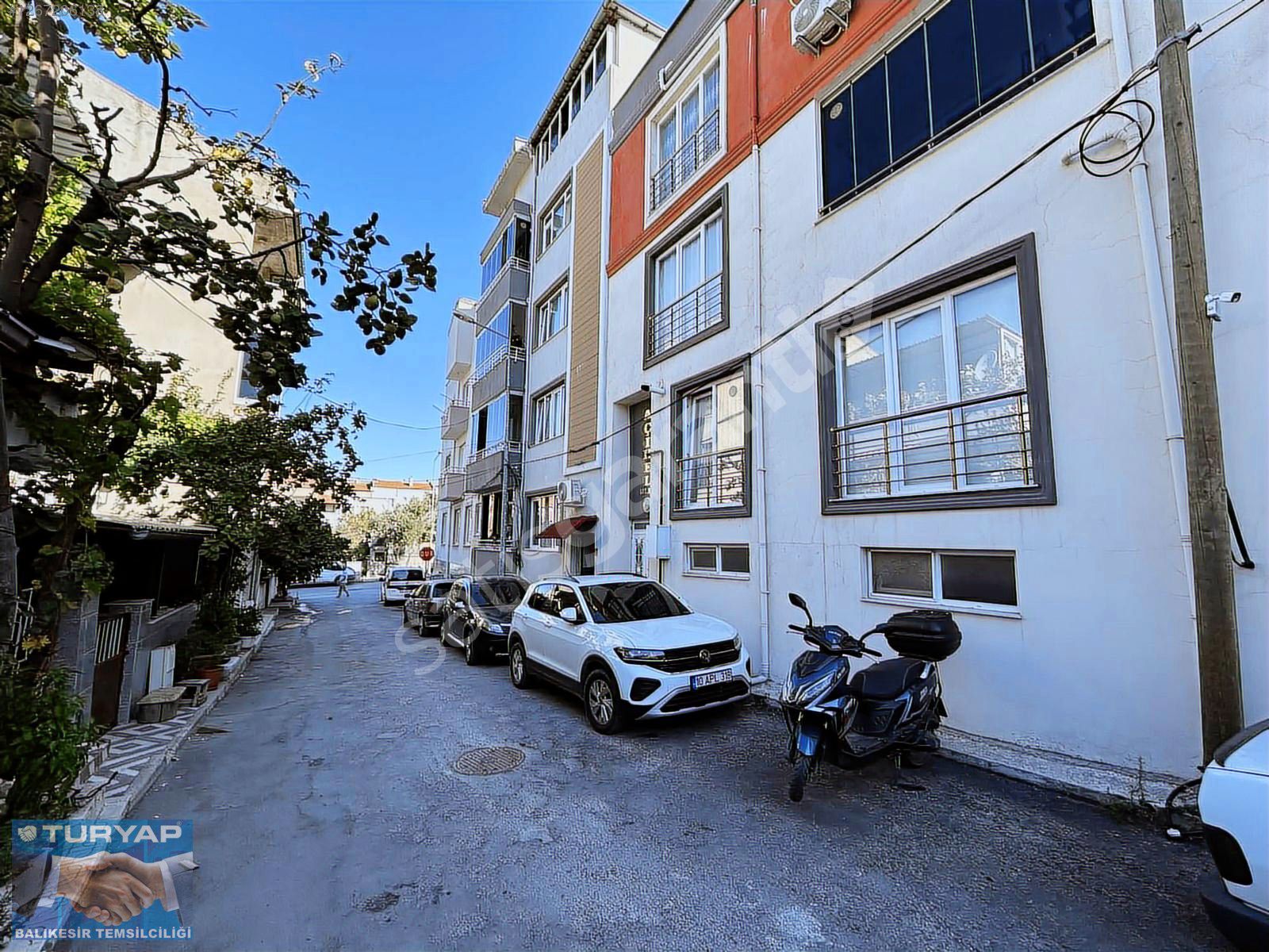 TURYAP'TAN TOYGAR MAH. HACI AHMET CAMİİ KARŞISI GENİŞ 2+1 DAİRE