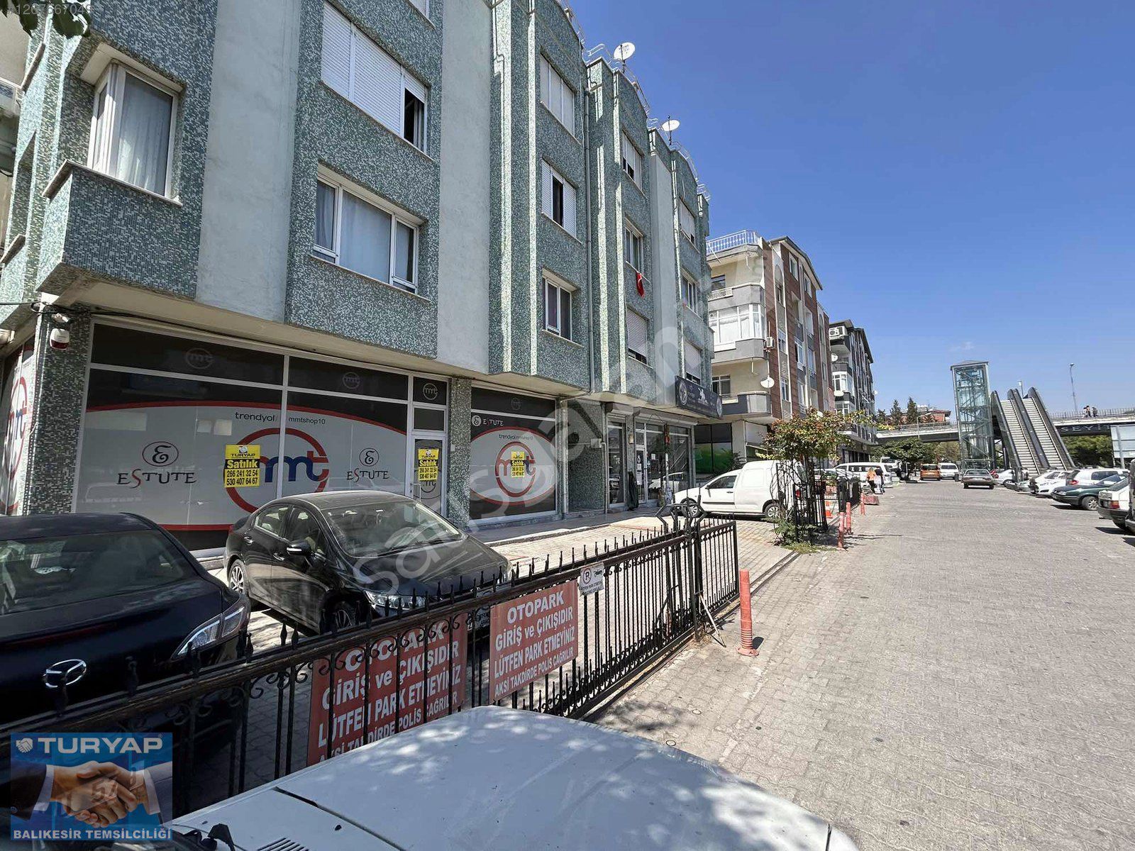 TURYAP'TAN İZMİR YOLU KİRAZ DÜĞÜN SALONU YANI SATILIK DÜKKAN