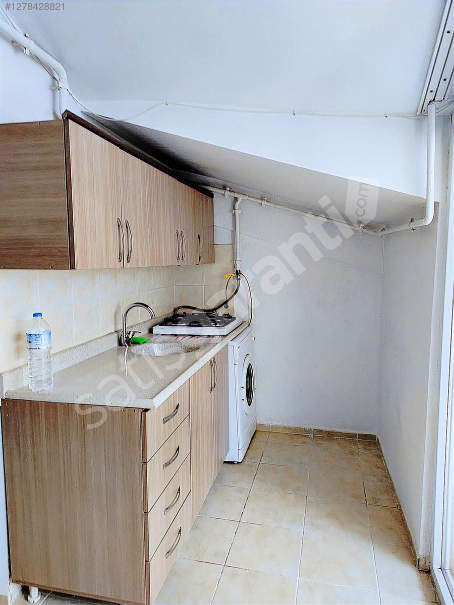 TURYAP BANDIRMA'DAN KURTULUŞ CADDESİ'NDE 1+1 KİRALIK DAİRE