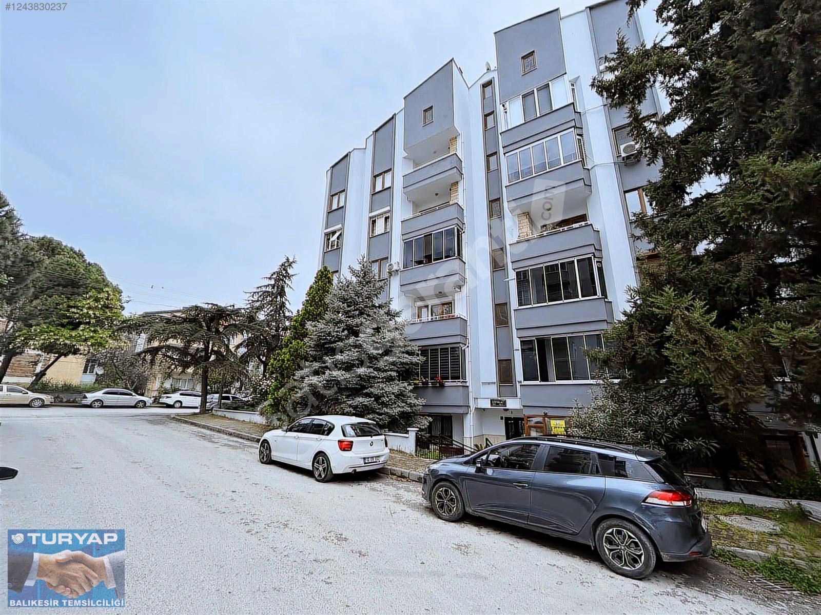 TURYAP'TAN ATATÜRK MAHALLESİNDE SATILIK 3+1 ÇOK UYGUN DAİRE