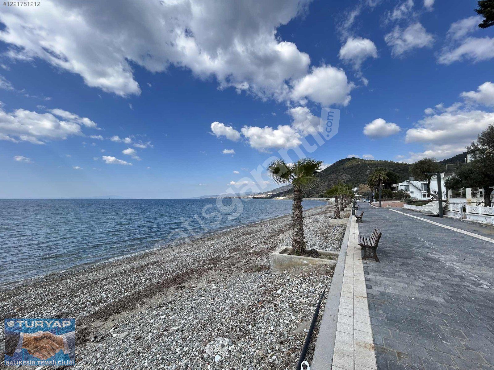 TURYAP'TAN ALTINOLUK BOĞAZİÇİ SİTESİ DENİZE SIFIR SATILIK YAZLIK