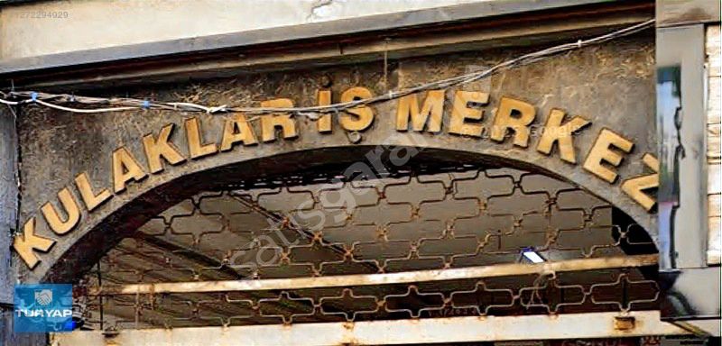 Kulaklar İş Merkezinde Satılık İşyeri