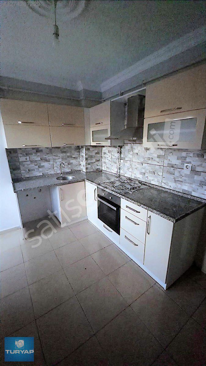 Karaköy mahallesinde kiralık 2+1 daire