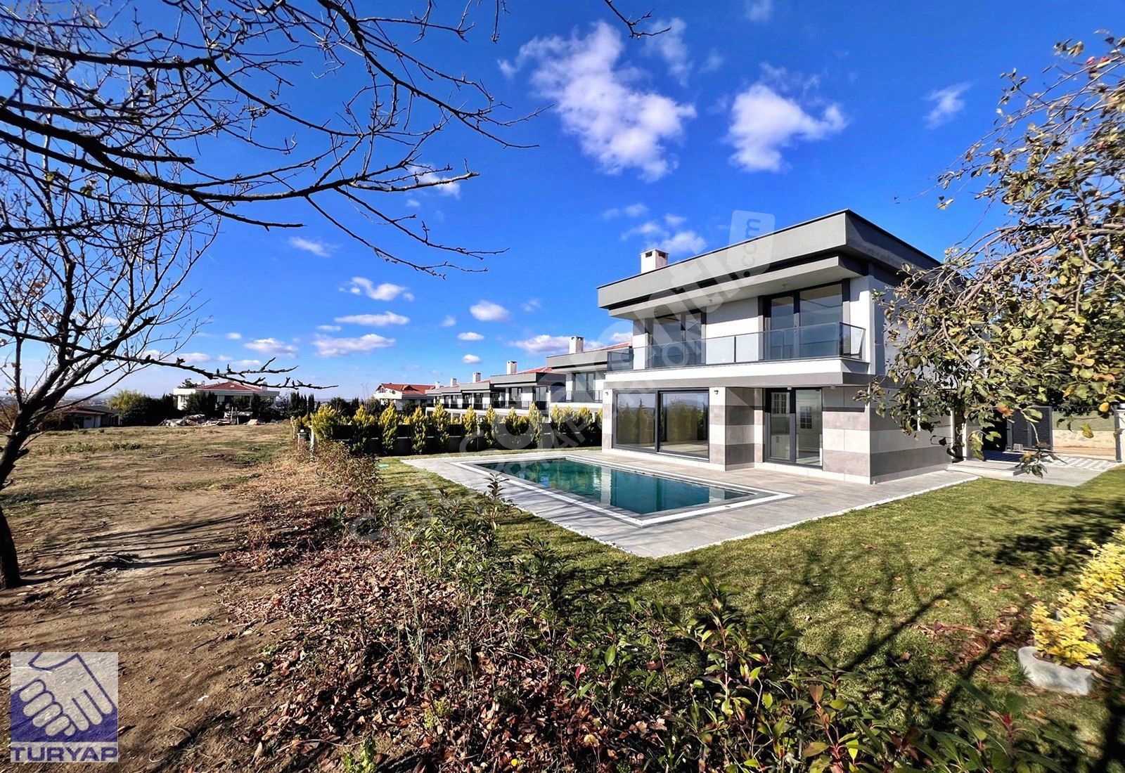 ORTAKÖY DE SATILIK MÜSTAKİL 500 M2 ARSA İÇİNDE SIFIR VİLLA ...