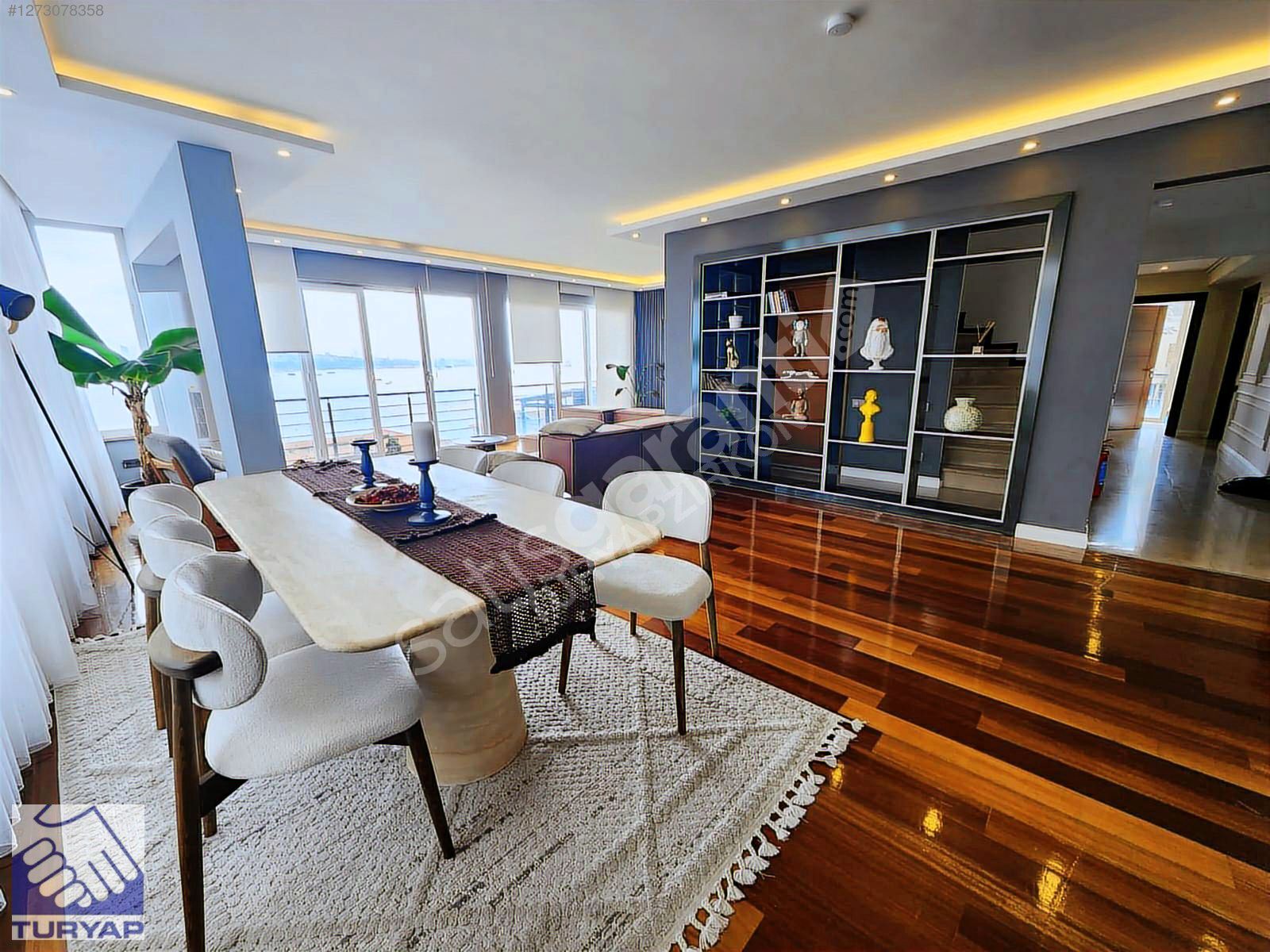 CİHANGİR'DE PANORAMİK BOĞAZ VE TARİHİ YARIM ADA MANZARALI DUBLEX