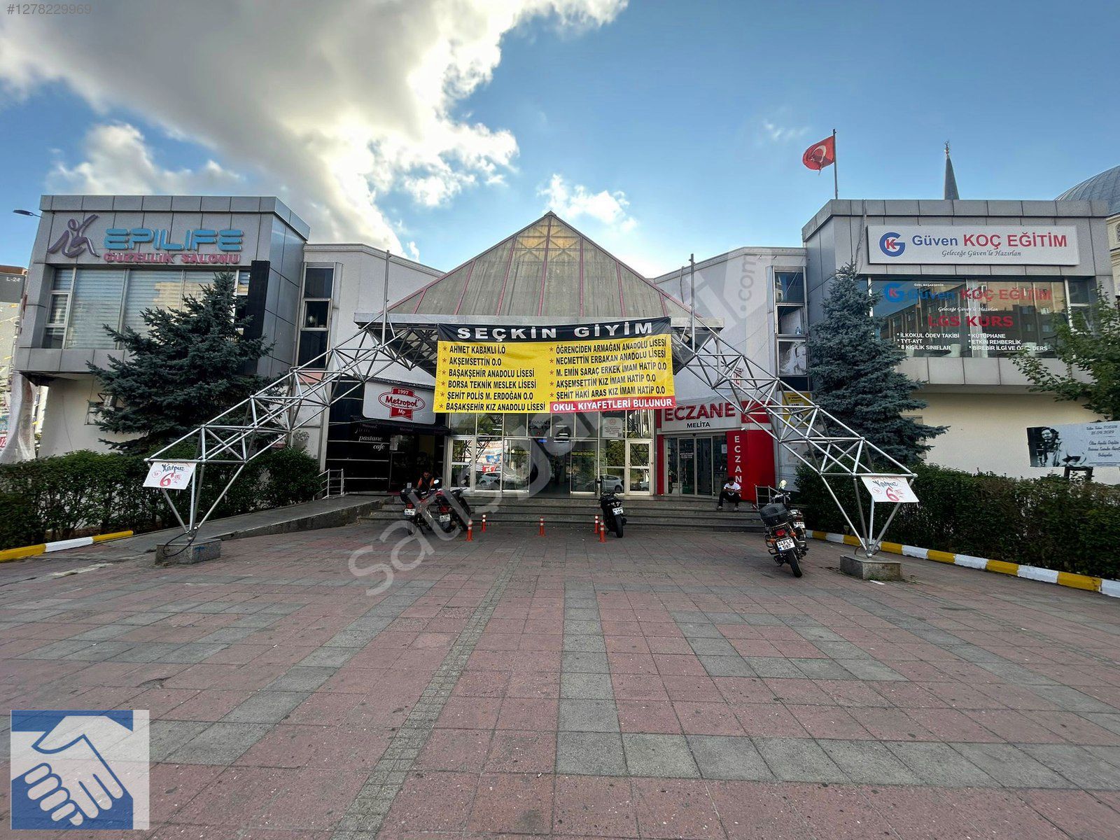 BAŞAKŞEHİR 4. ETAP 1. KISIM PİRAMİT ÇARŞI KİRALIK DÜKKAN 24 m2