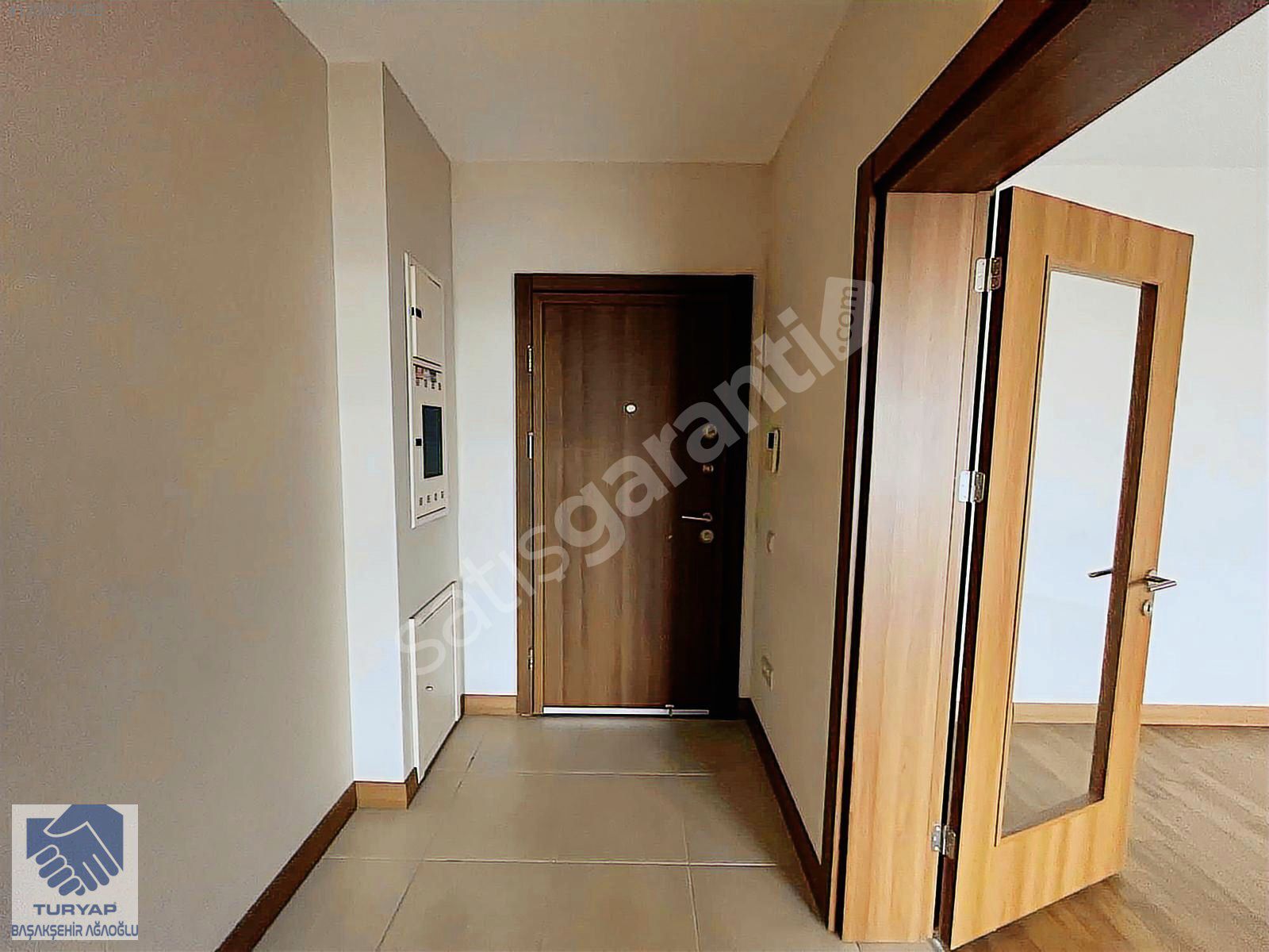 Ağaoğlu My World Europe Golf Residance 2+1 Boş Daire