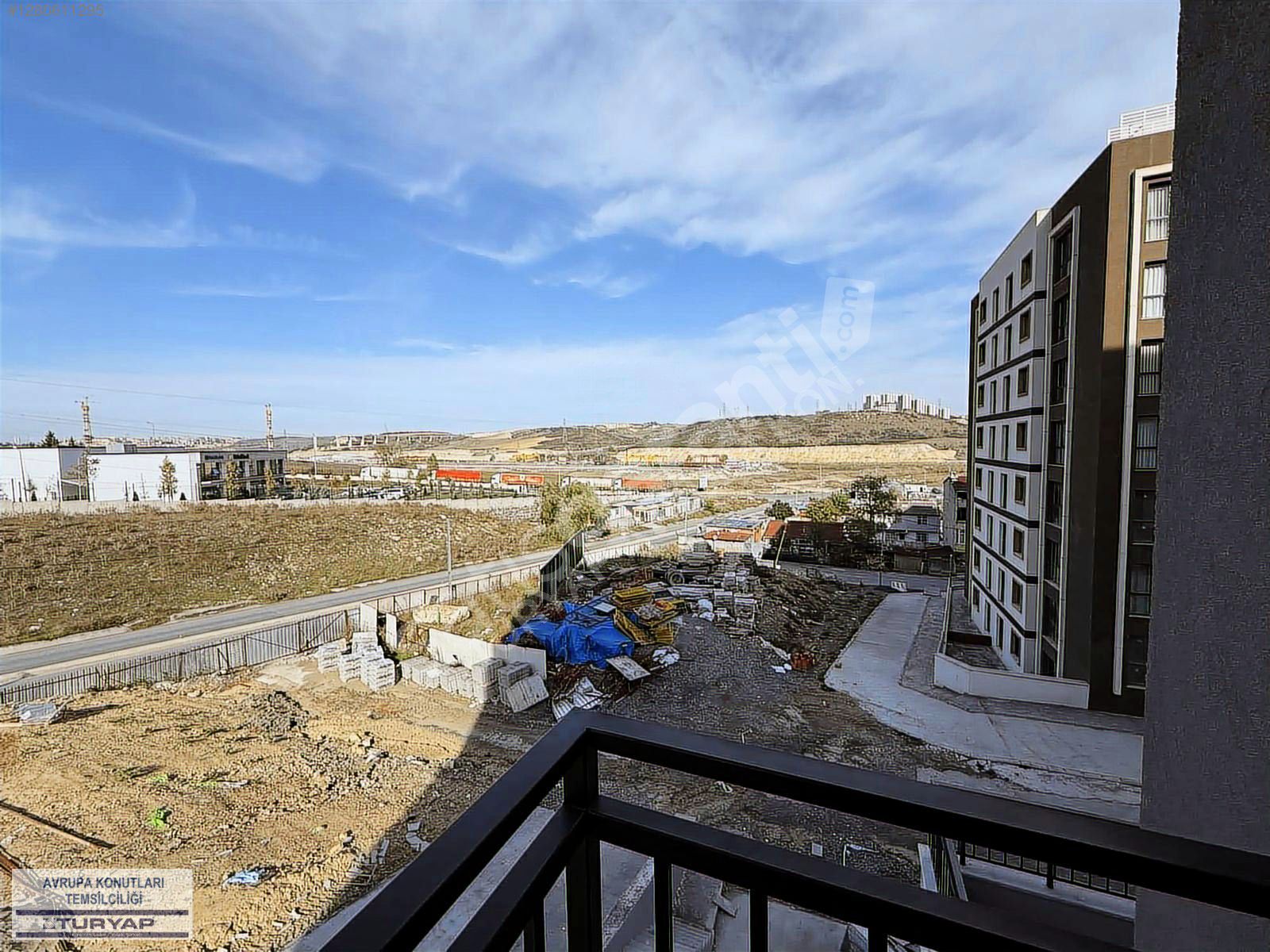 İGTOT KARŞISI KANAL MANZARALI ÖNÜ AÇIK,4.KAT KONUMUNDA KÖŞE 2+1