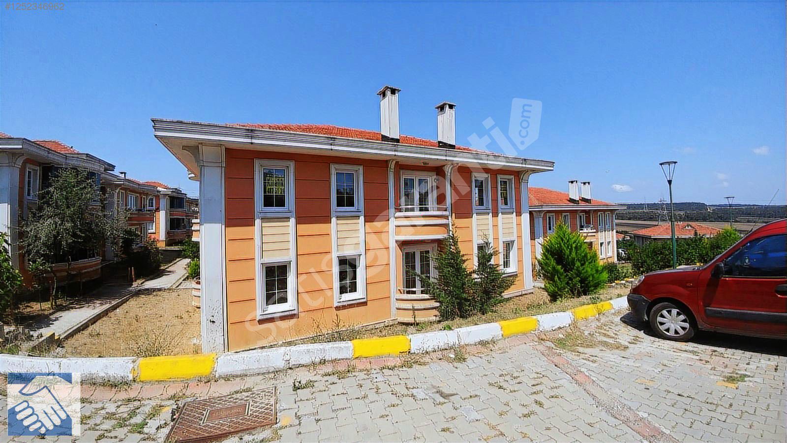 Arnavutköy Milkent Sitesi'nde Satılık 3+1 130 m² | 7.650.000