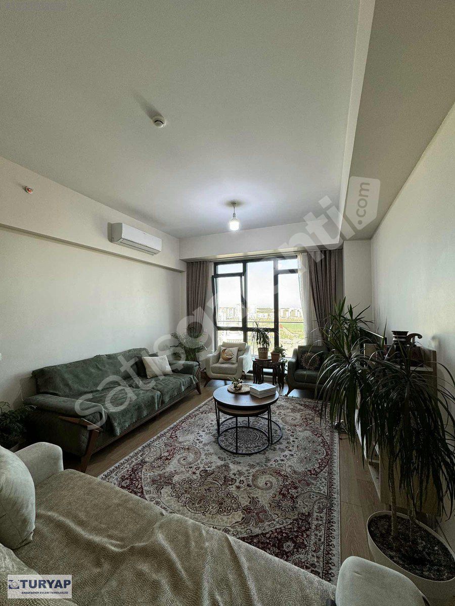 KAYAŞEHİR ADIM İSTANBUL SİTESİNDE MEYDAN MANZARALI SATILIK 2+1