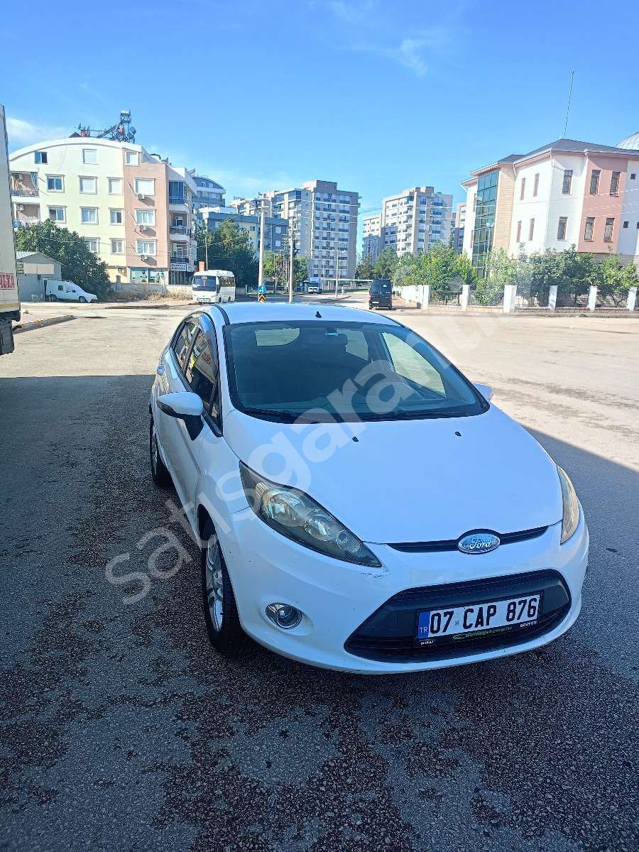2011 Fiesta Bakımlı Uygun Fiyat