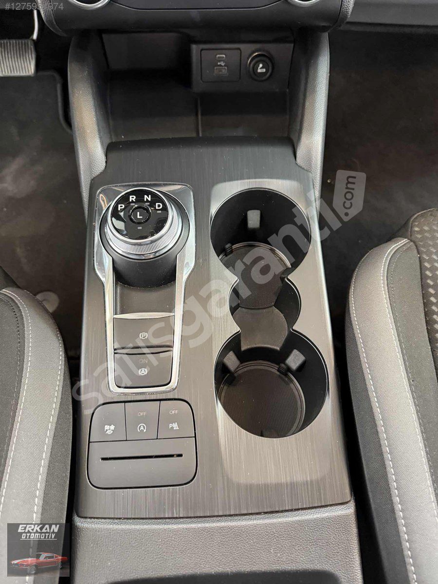 HASAR KAYITSIZ 42.000 KMDE 2023 YENİ YÜZ FORD FOCUS