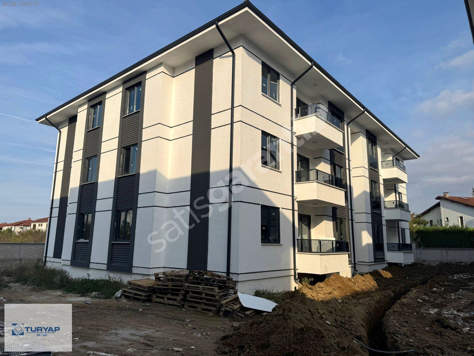 ÖMERCİKLER MH. SATILIK LÜKS 2+1 DAİRE