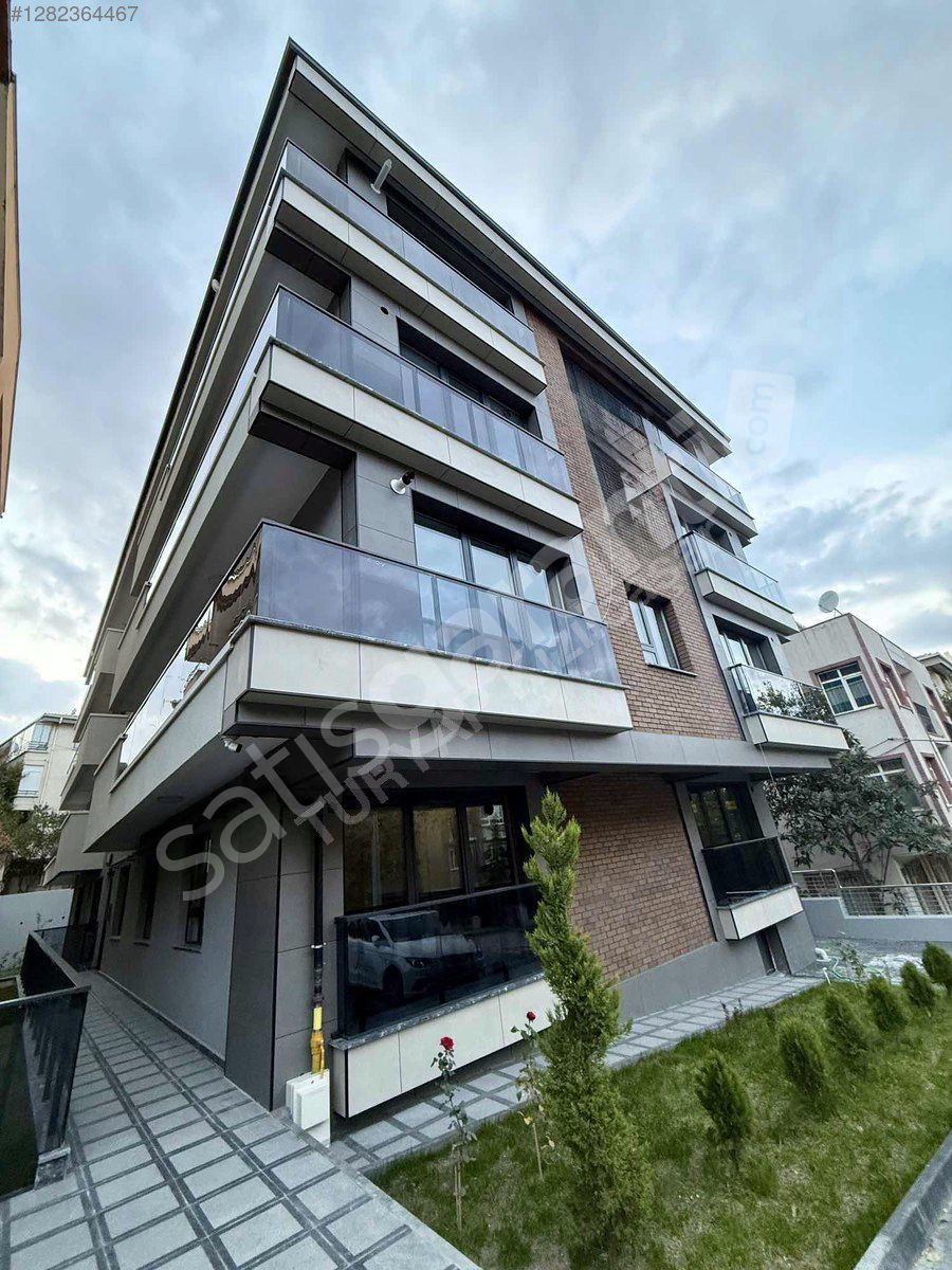 CEBECİ 2+1 LÜKS SIFIR HUKUK,SiYASAL,TIP,METRO,SATILIK