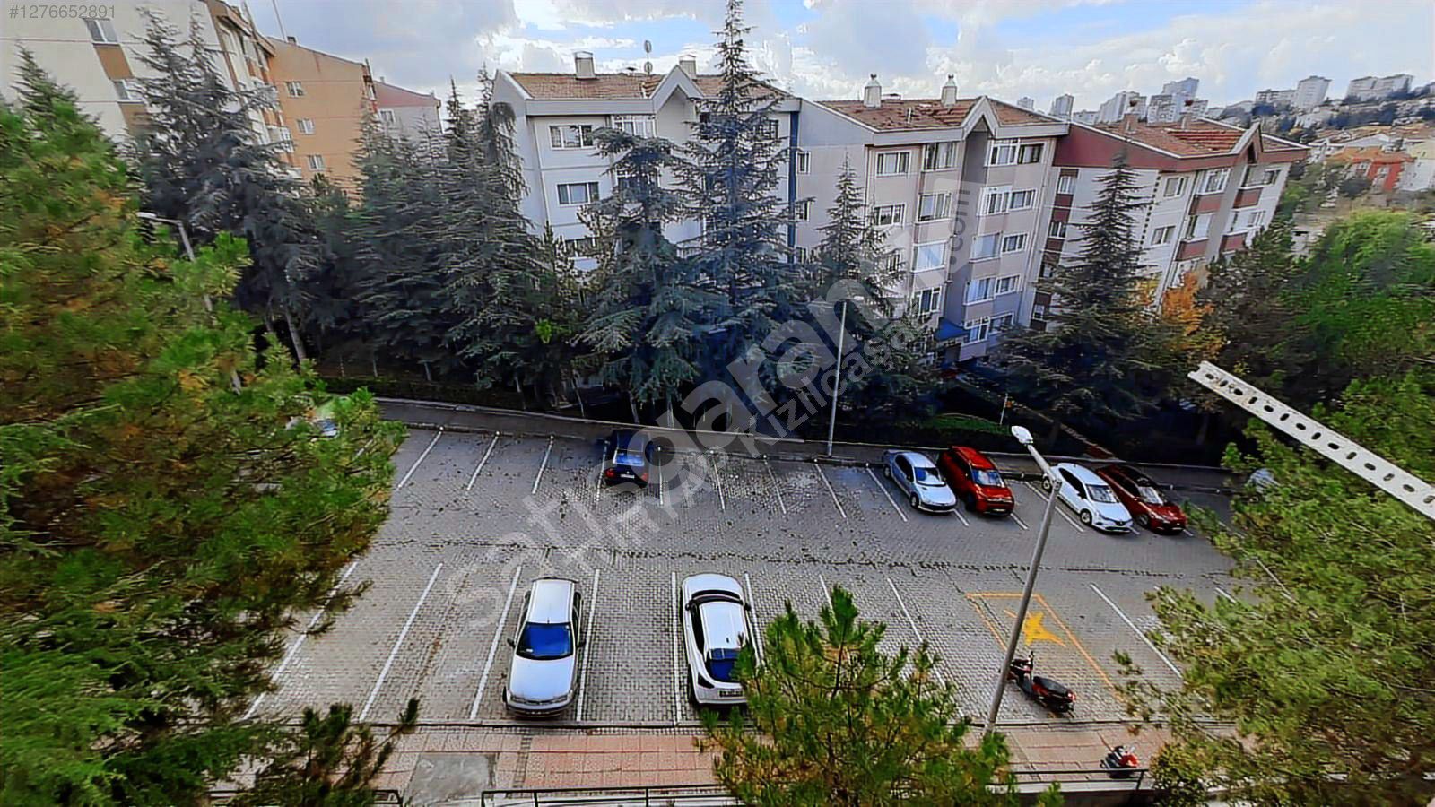 SEHIT OSMAN AVCIDA METRO CIKISINDA SATILIK BOŞ 2+1 DAIRE