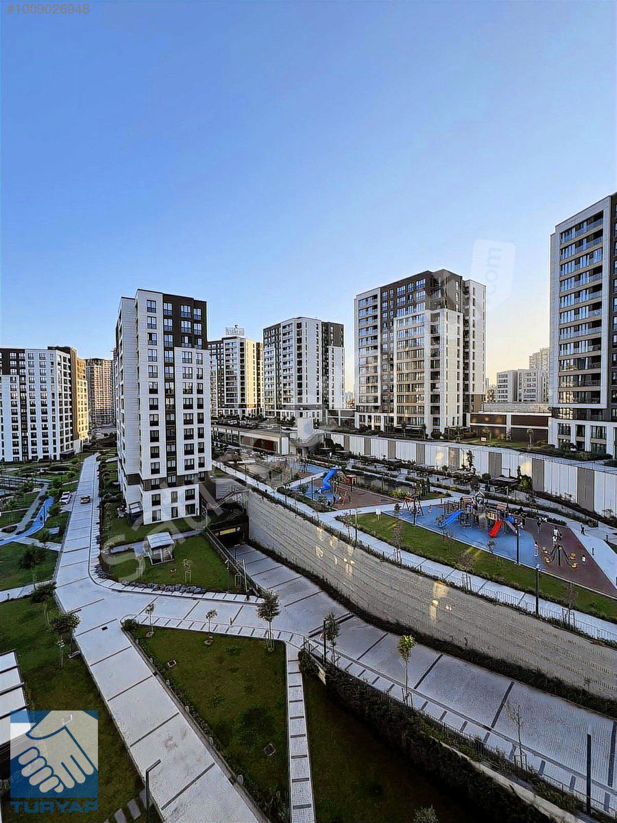 3.İSTANBUL HASBAHÇE PEYZAJ MANZARALI SATILIK 3+1 BÜYÜK TİP DAİRE