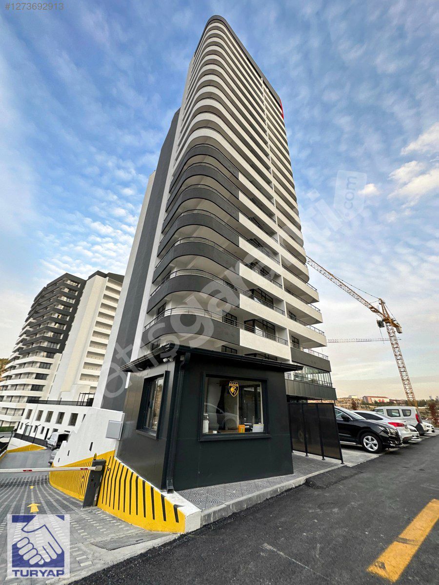 Koru İdealde Eskişehir Yoluna Cephe Mukemmel Konumda 2+1