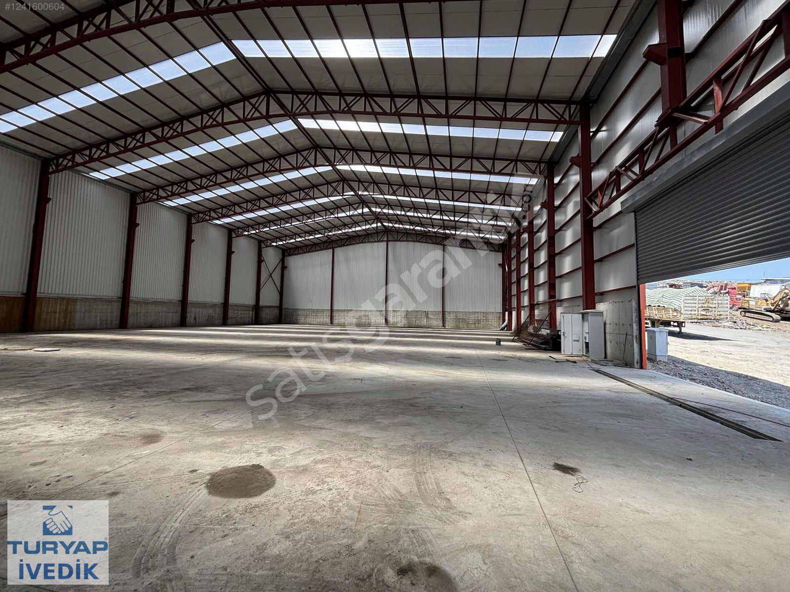 İVEDİKKÖY'DE SIFIR YAPILI 1600m2 KİRALIK DÜKKAN